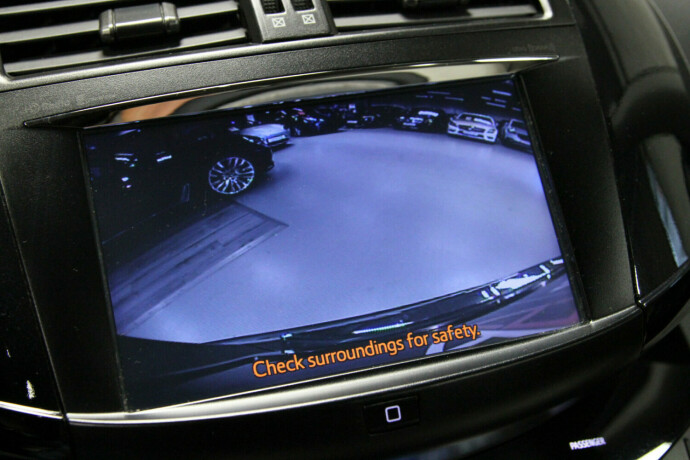 toyota-rav4-elektrisitet-2014-big-7