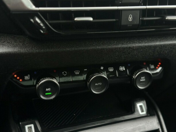 citroen-e-c4-elektrisitet-2022-big-15