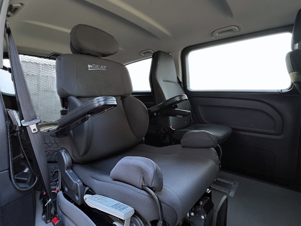 mercedes-benz-vito-diesel-2017-big-4