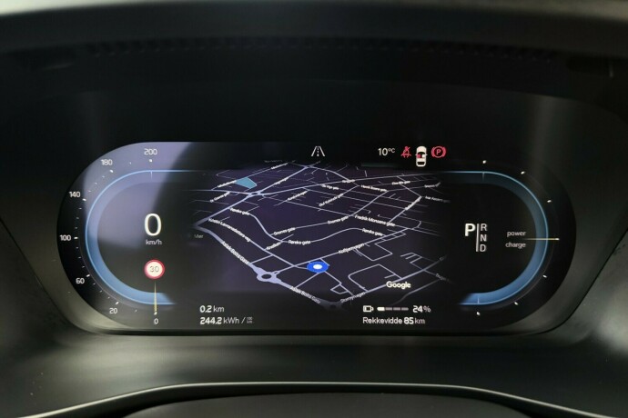 volvo-xc-40-elektrisitet-2022-big-29