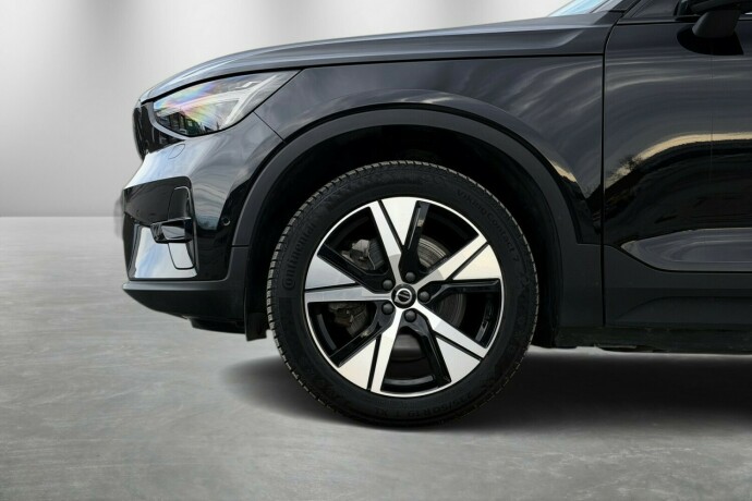 volvo-xc-40-elektrisitet-2022-big-4