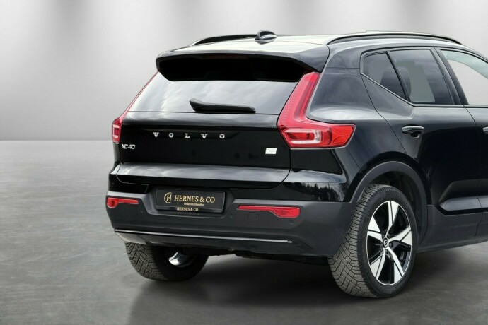 volvo-xc-40-elektrisitet-2022-big-8