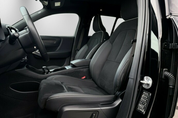 volvo-xc-40-elektrisitet-2022-big-13