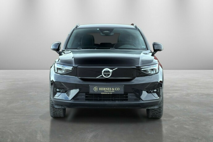 volvo-xc-40-elektrisitet-2022-big-2