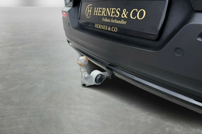 volvo-xc-40-elektrisitet-2022-big-12