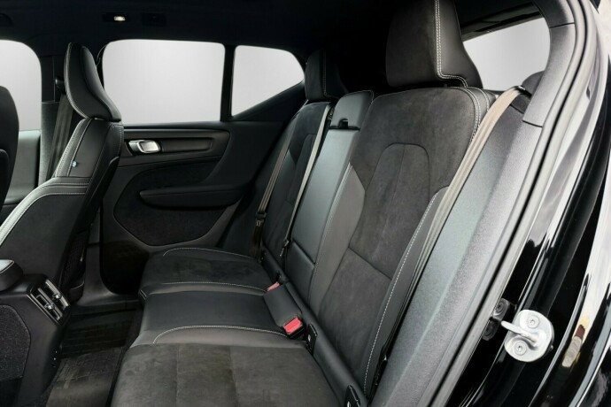 volvo-xc-40-elektrisitet-2022-big-15