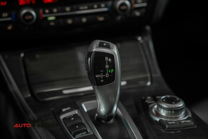 bmw-5-serie-diesel-2011-big-40