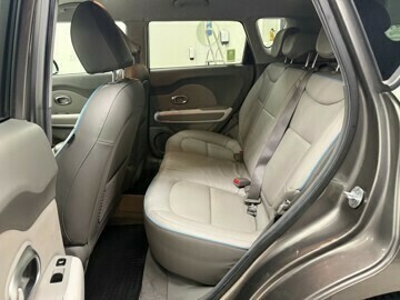 kia-soul-elektrisitet-2015-big-24