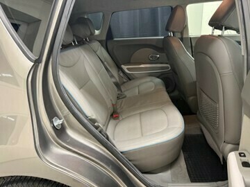 kia-soul-elektrisitet-2015-big-20