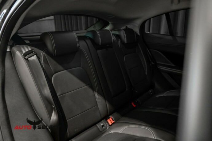 jaguar-i-pace-elektrisitet-2020-big-17