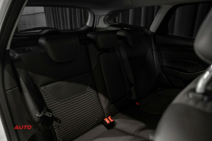 ford-focus-diesel-2016-big-13