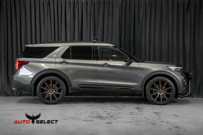 ford-explorer-elektrisitetbensin-2021-big-16