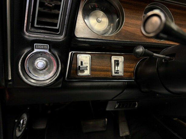 oldsmobile-cutlass-bensin-1972-big-33