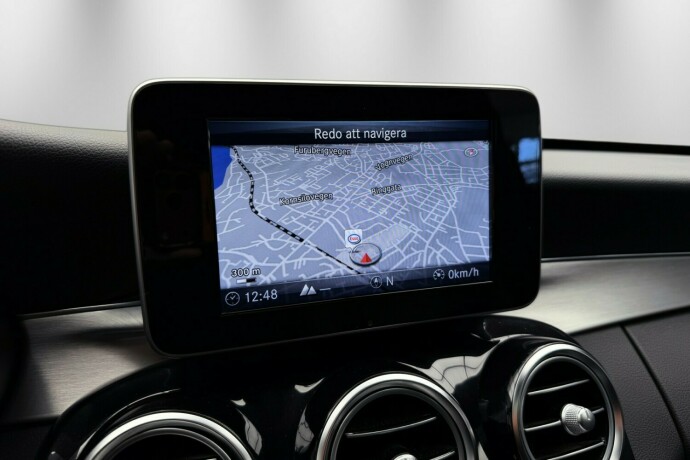 mercedes-benz-c-klasse-elektrisitetbensin-2017-big-25