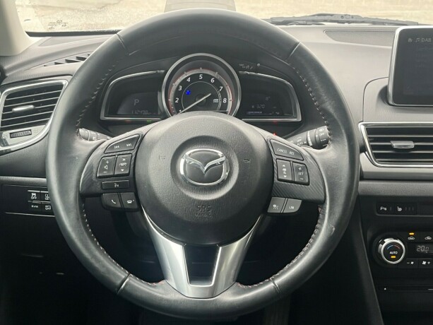 mazda-3-bensin-2016-big-12