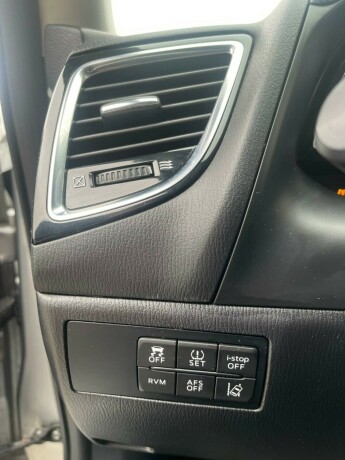 mazda-3-bensin-2016-big-11