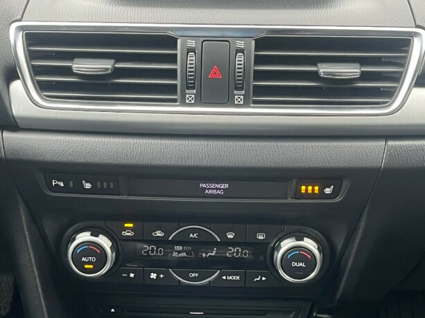 mazda-3-bensin-2016-big-19