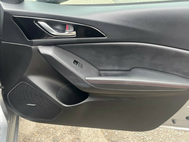 mazda-3-bensin-2016-big-22