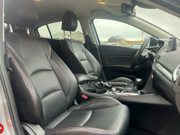 mazda-3-bensin-2016-big-23