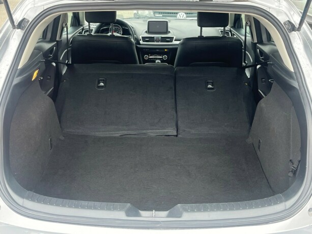 mazda-3-bensin-2016-big-34