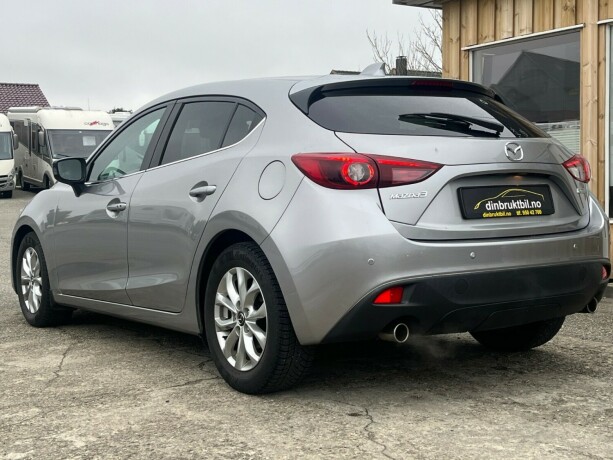 mazda-3-bensin-2016-big-7