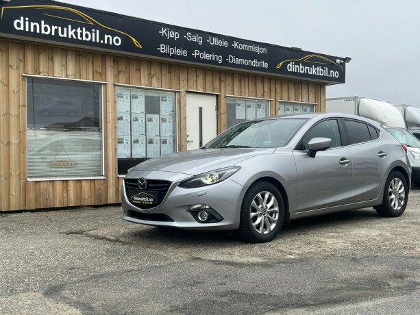 mazda-3-bensin-2016-big-1