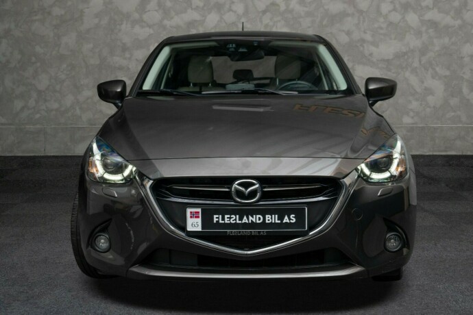 mazda-2-bensin-2017-big-6