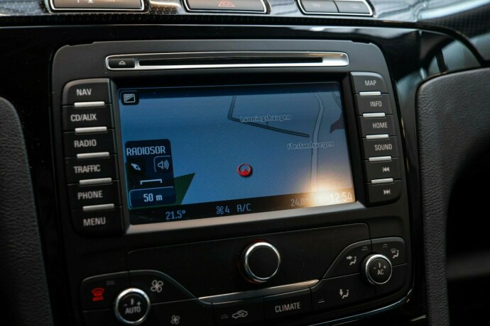 ford-s-max-diesel-2012-big-18