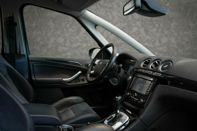 ford-s-max-diesel-2012-big-29