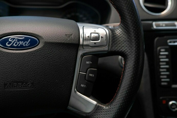 ford-s-max-diesel-2012-big-13