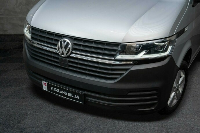 volkswagen-transporter-diesel-2020-big-4