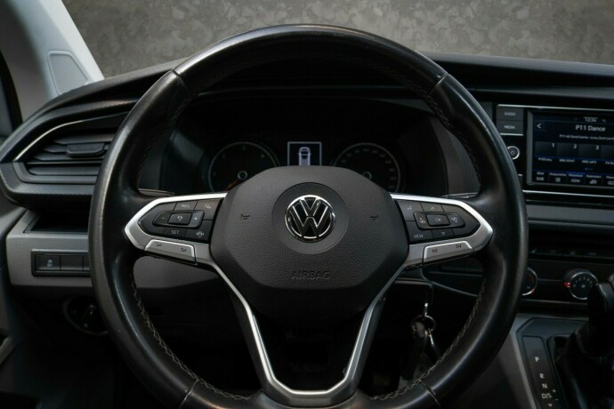 volkswagen-transporter-diesel-2020-big-12