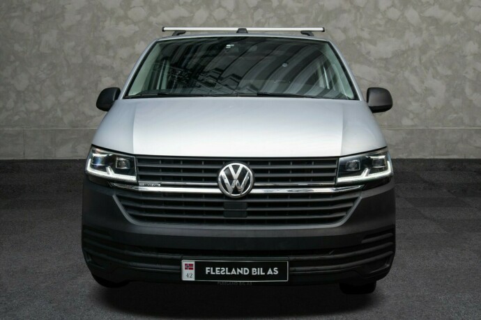 volkswagen-transporter-diesel-2020-big-7