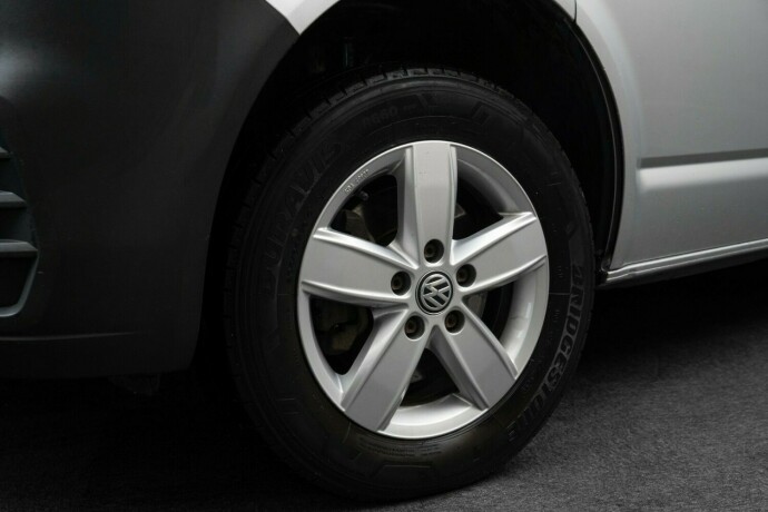 volkswagen-transporter-diesel-2020-big-3