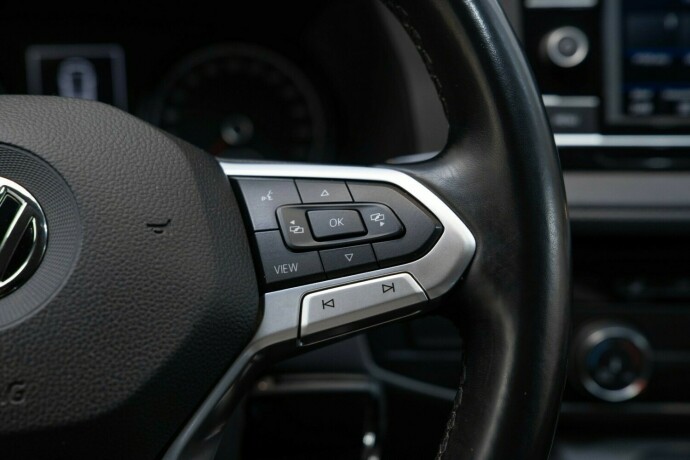 volkswagen-transporter-diesel-2020-big-14