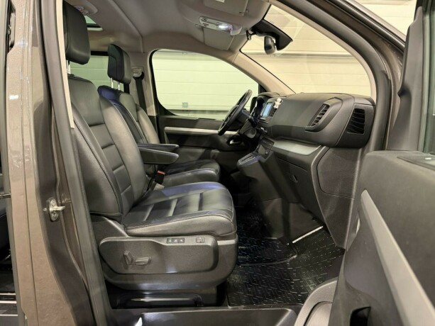 peugeot-expert-elektrisitet-2021-big-10