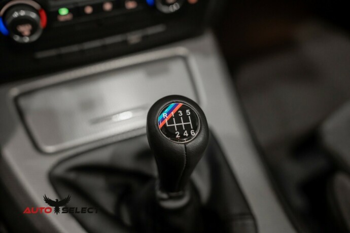 bmw-3-serie-bensin-2011-big-36