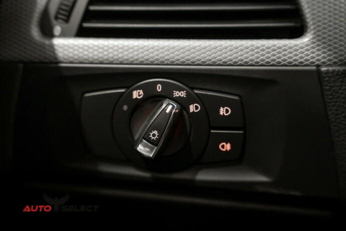 bmw-3-serie-bensin-2011-big-29