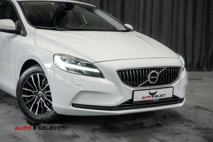 volvo-v40-bensin-2016-big-1