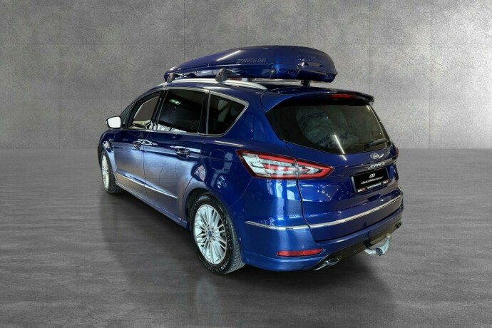 ford-s-max-bensin-2017-big-5