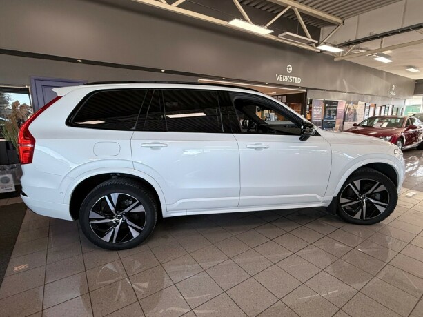 volvo-xc-90-elektrisitetbensin-2024-big-7
