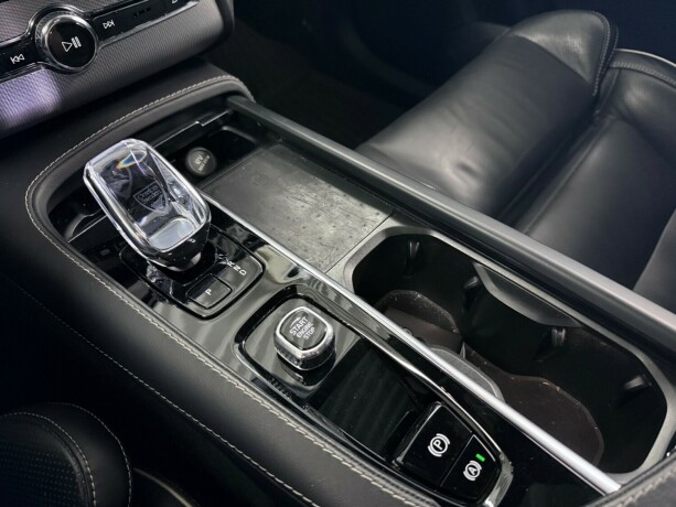 volvo-xc-90-elektrisitetbensin-2024-big-17