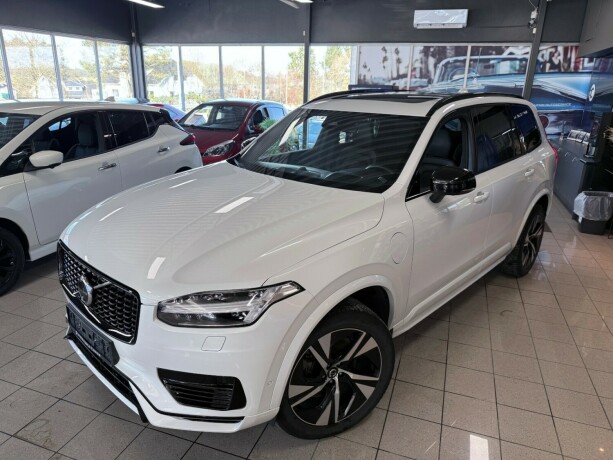 volvo-xc-90-elektrisitetbensin-2024-big-2