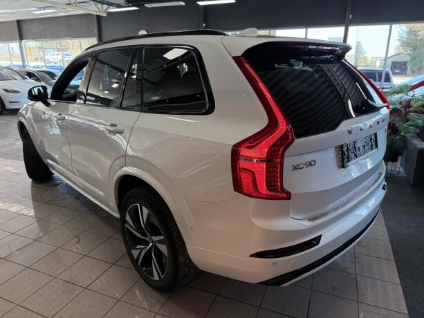 volvo-xc-90-elektrisitetbensin-2024-big-4