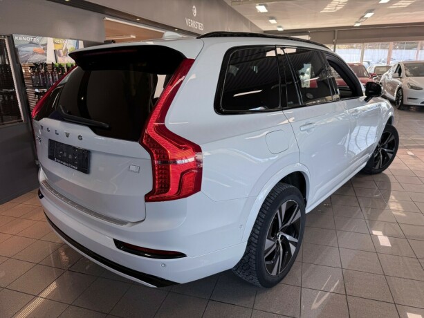 volvo-xc-90-elektrisitetbensin-2024-big-6