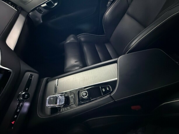 volvo-xc-90-elektrisitetbensin-2024-big-16