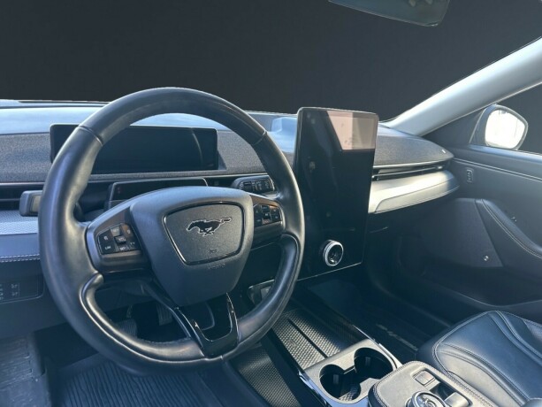 ford-mustang-mach-e-elektrisitet-2021-big-11