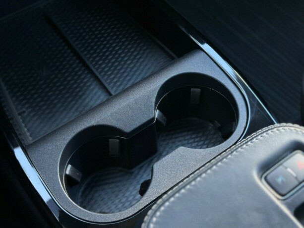 ford-mustang-mach-e-elektrisitet-2021-big-18