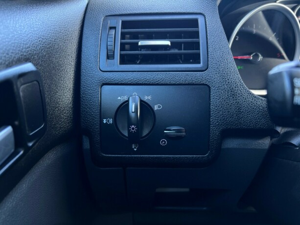 ford-kuga-diesel-2010-big-19