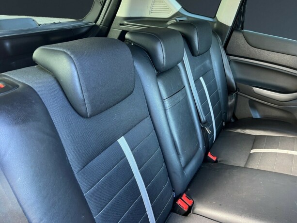 ford-kuga-diesel-2010-big-12